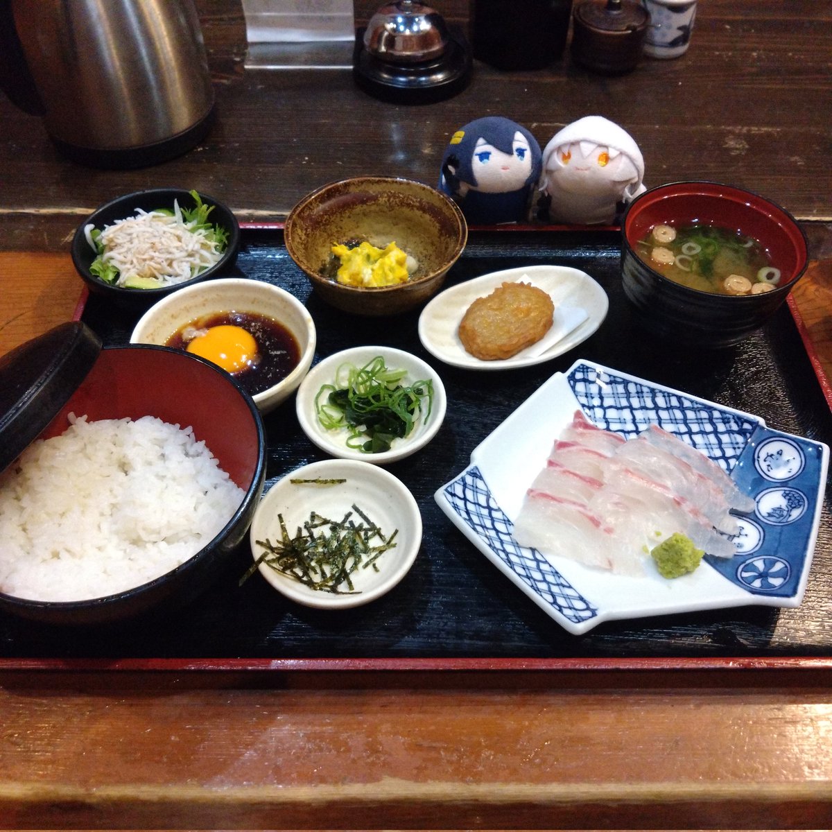 ruby_mochi_7673's tweet photo. お盆休みを満喫するおもち https://t.co/7vQ88HWxMb