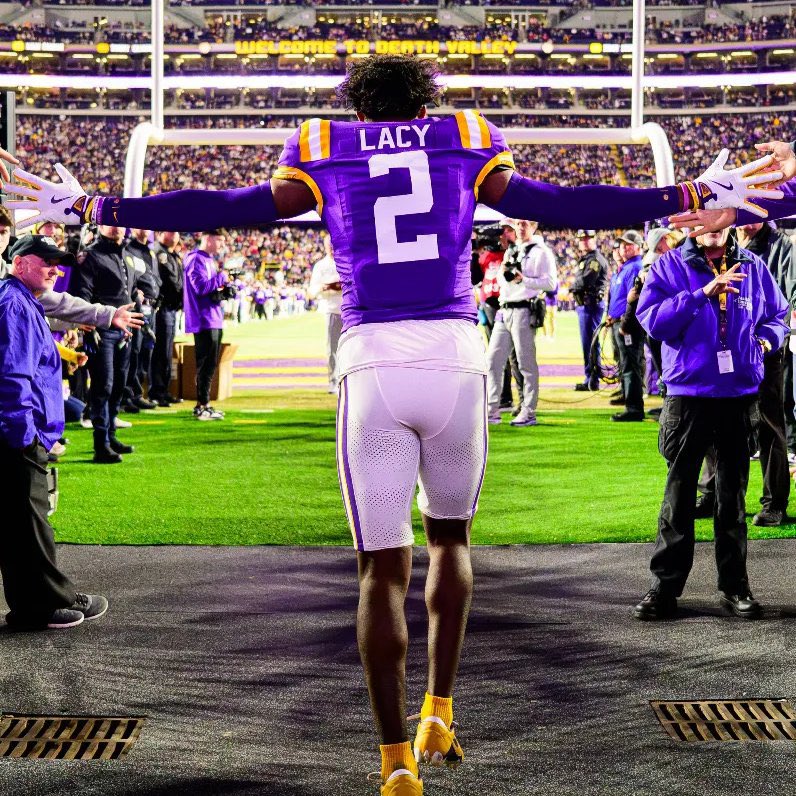 Tigers718_'s tweet photo. Miss u dawg #LLK2 https://t.co/taAtagUGP4