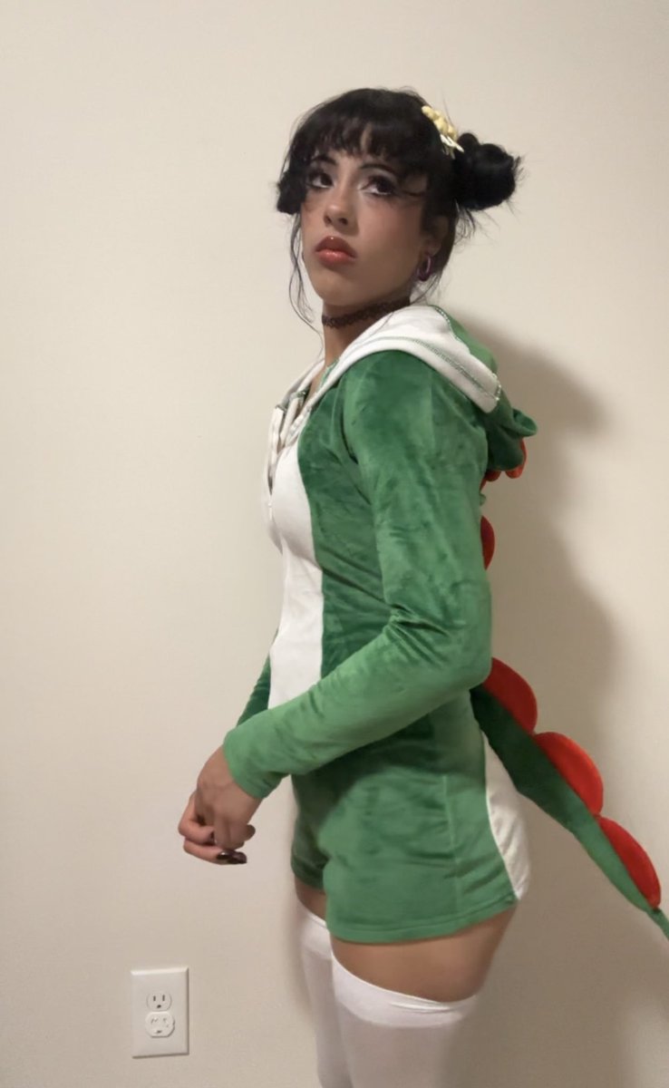 amb3rrrli's tweet photo. Yoshi https://t.co/cyKYOr70at