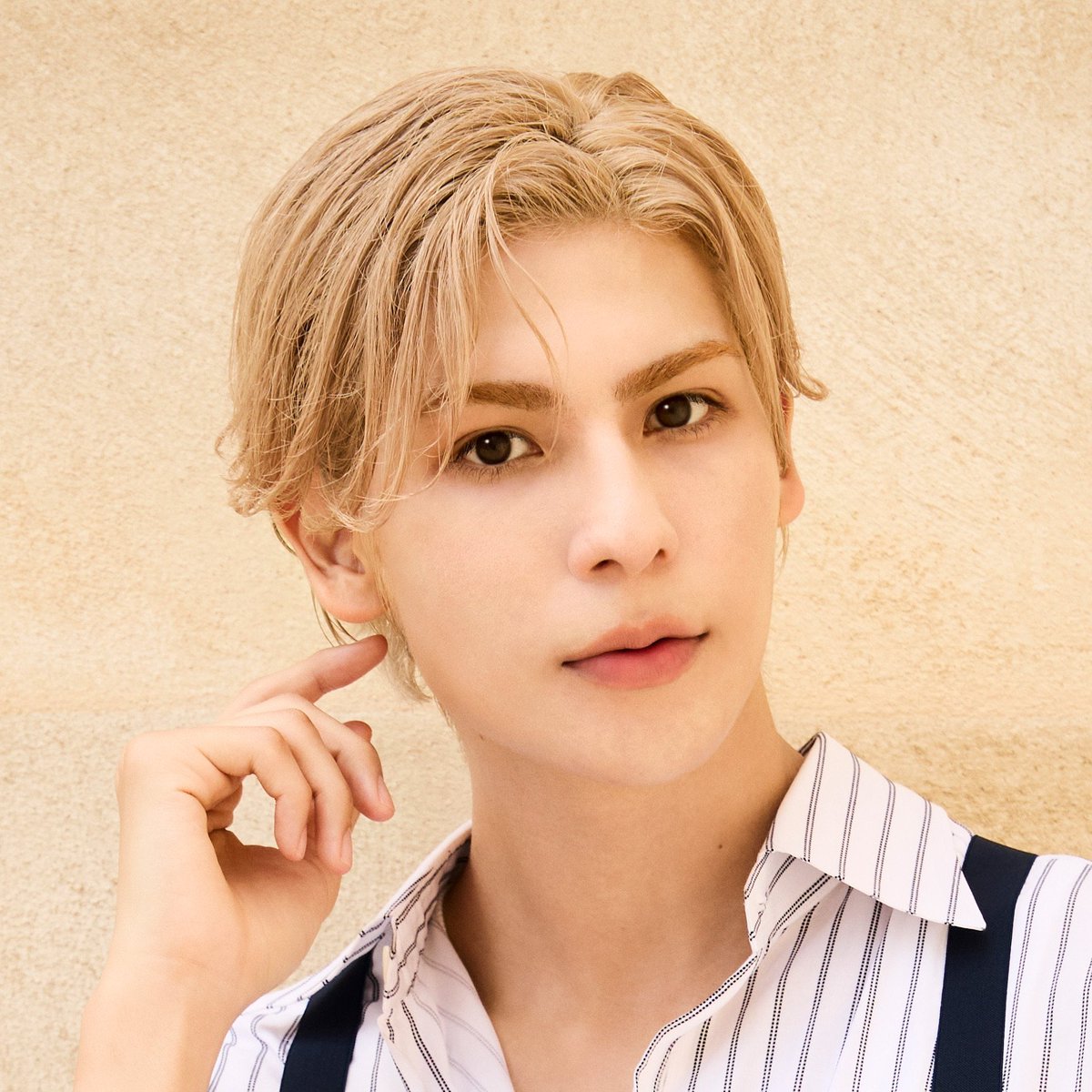 rim_rau's tweet photo. はあ！！
ビジュがよろしいようで！！！
最高です、大好き👏👏👏👏 https://t.co/SqNRDRpw2j