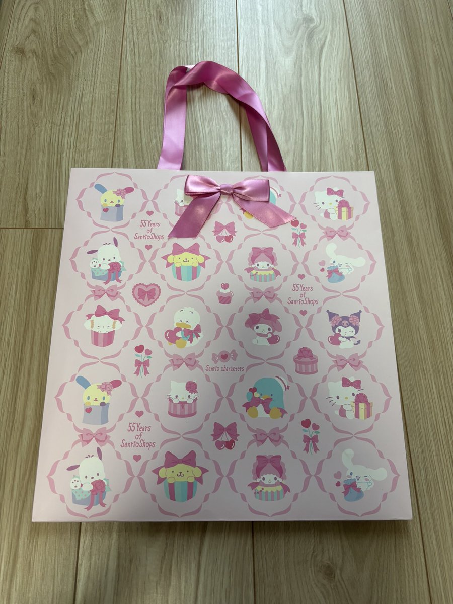2525myon___'s tweet photo. サンリオ　買取
譲　ノベルティ紙袋
求　買取（金額ご提示ください）
都内手渡しor郵送

都内手渡しの方優先します。
お気軽にお声がけください
#サンリオ https://t.co/gJNXTpNq4Q