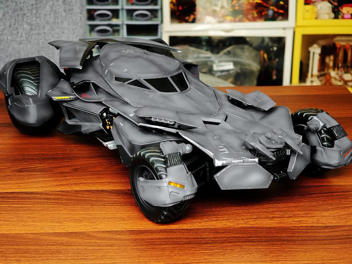 I__Love__Heroes's tweet photo. 【Final product】
Batmobile (BvS/JL)
#Xiwanshe #喜玩社
📸: ModelcnLab (FB) https://t.co/kjdiblNXOl