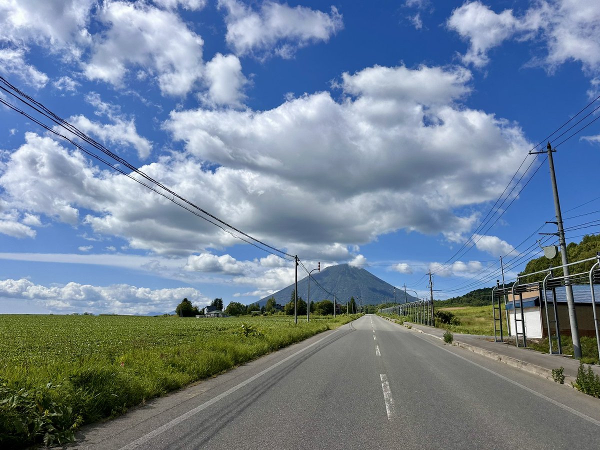 rusutsukanko's tweet photo. 今日はどこからでも羊蹄山がきれいに見れます😊 https://t.co/ZUyATY3ibf