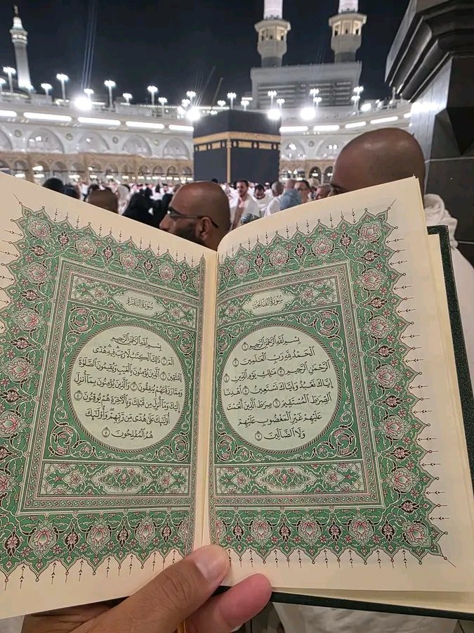 Rb__girl's tweet photo. Start your day with Allah’s words, and let your heart find peace. 📖🕊️ https://t.co/MkiFxNEP3W