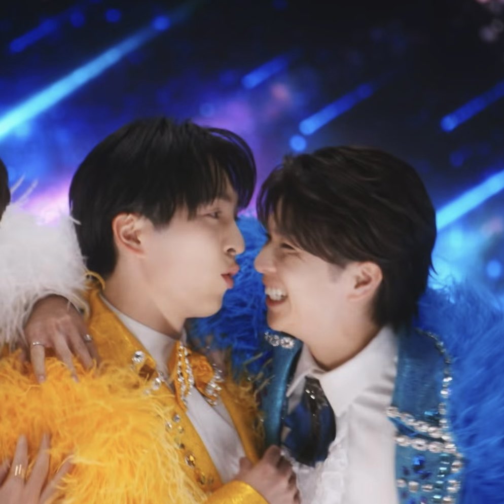 ___lxmk9's tweet photo. 💛相思相愛💙

#MILK #塩レモン https://t.co/b9i4rwugbM