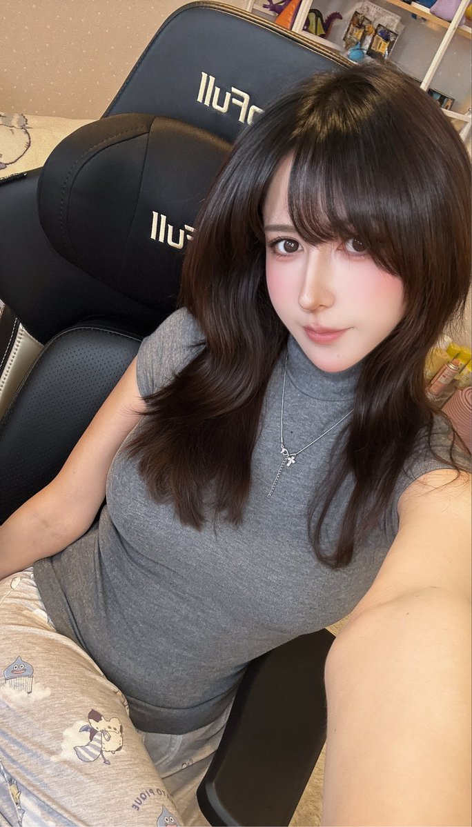 lizcat403's tweet photo. 新しいゲーミングチェアで雑談＆のんびりリズム天国！ 提供：AutoFull 

Youtube
https://t.co/yeJqXf89RD
Twitch
https://t.co/eTTdfgfWxJ https://t.co/RKG1utKHqR