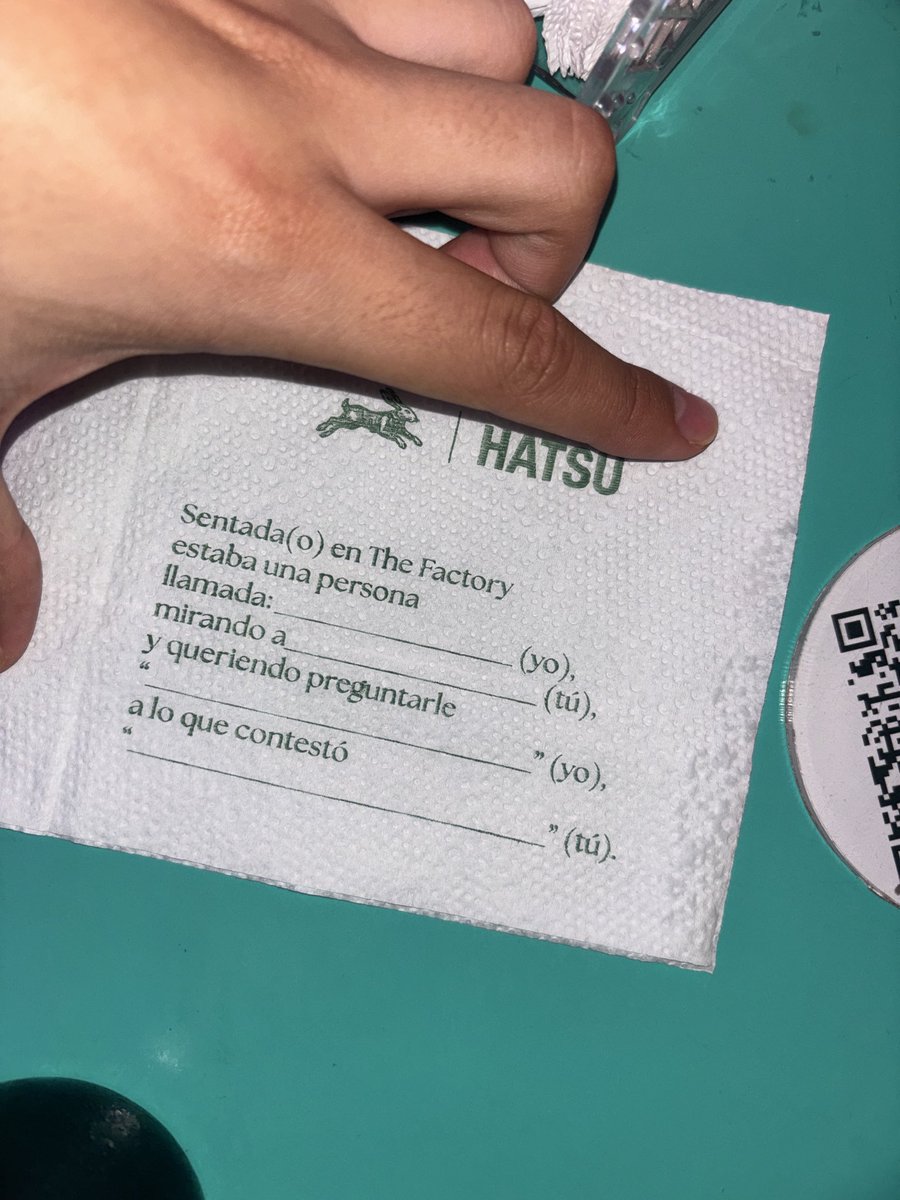 ssvvss_vs's tweet photo. Qué es esta copia descarada del mono en Cali https://t.co/Kr4lwEeOm3