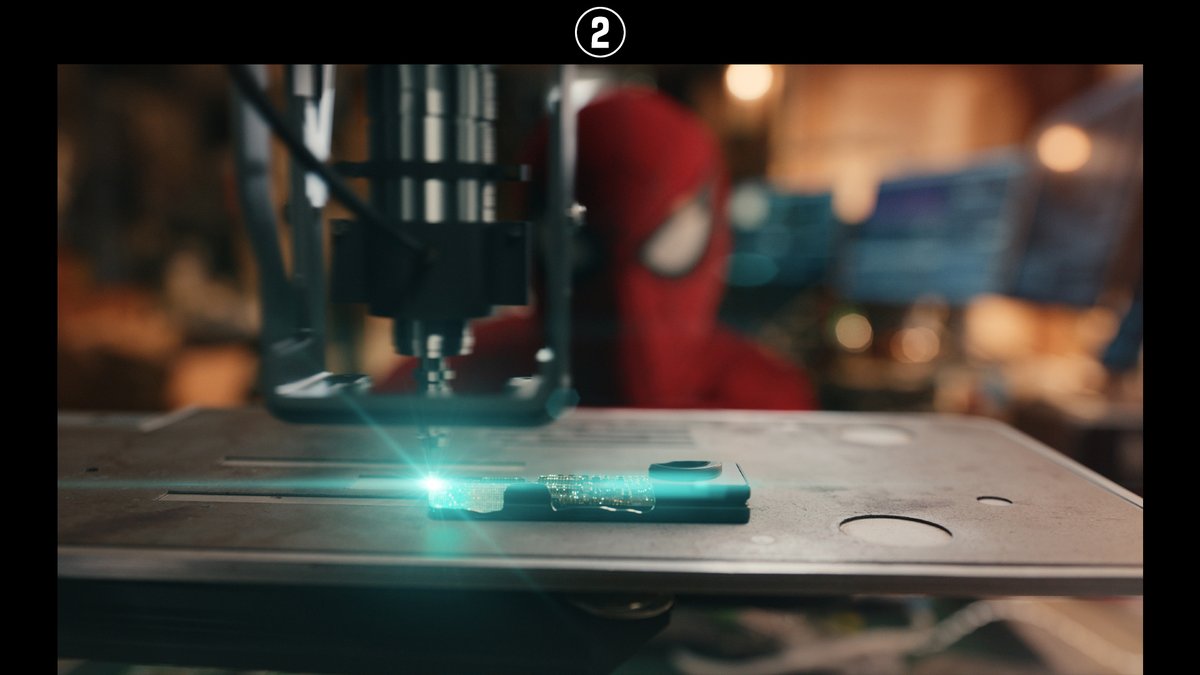 SamsungJPN's tweet photo. 「スパイダーマンはなんと言っている？」
大喜利キャンペーン開催🕷️！

参加者の中から抽選で1名様に Samsung Galaxy Z Fold8 をプレゼント🎁

スペシャル動画のシーンから写真を1枚選んで、引用リポストで番号と大喜利を回答してね💬
詳細はツリーをチェック🕸️ https://t.co/iwA0EqeDZi