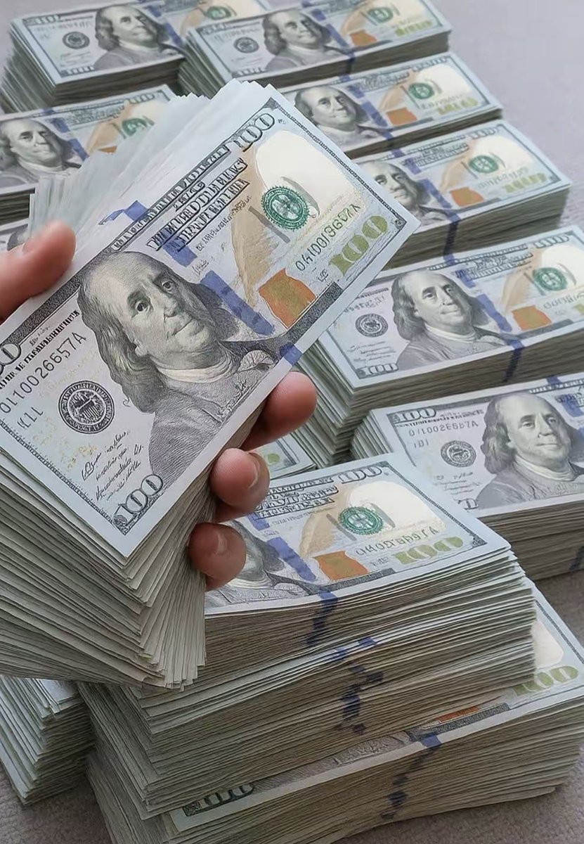 wisdomxyb's tweet photo. God, please surprise us with a lot of money this new week.

amen 🤲 https://t.co/DLSragfVOw