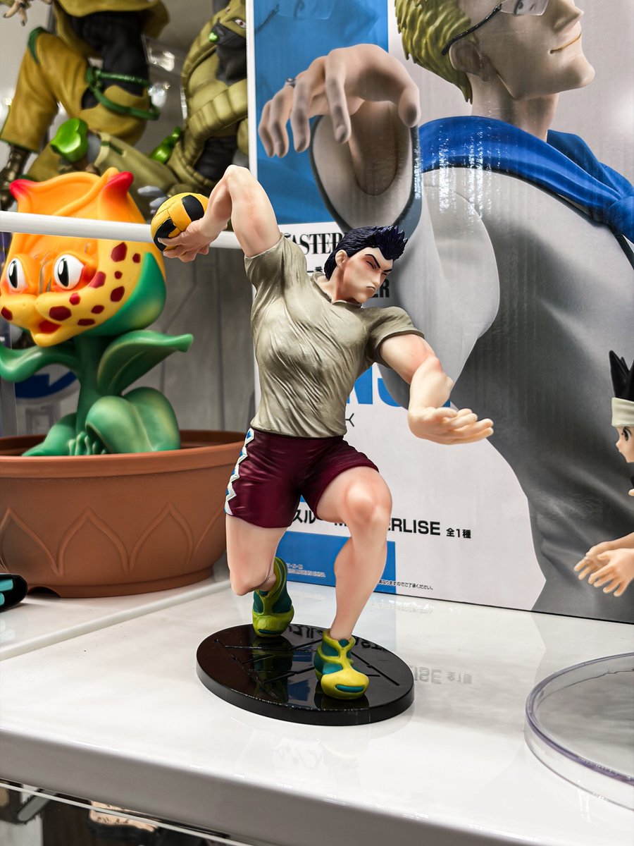 boundman_nakame's tweet photo. 13年前の激レアフィギュア入荷！！

HUNTER×HUNTER
DXF×グリードアイランド×2
レイザー

一番くじのラストワン賞と合わせれば名シーンを再現できます🏐！！ https://t.co/meUGkgmV3Q