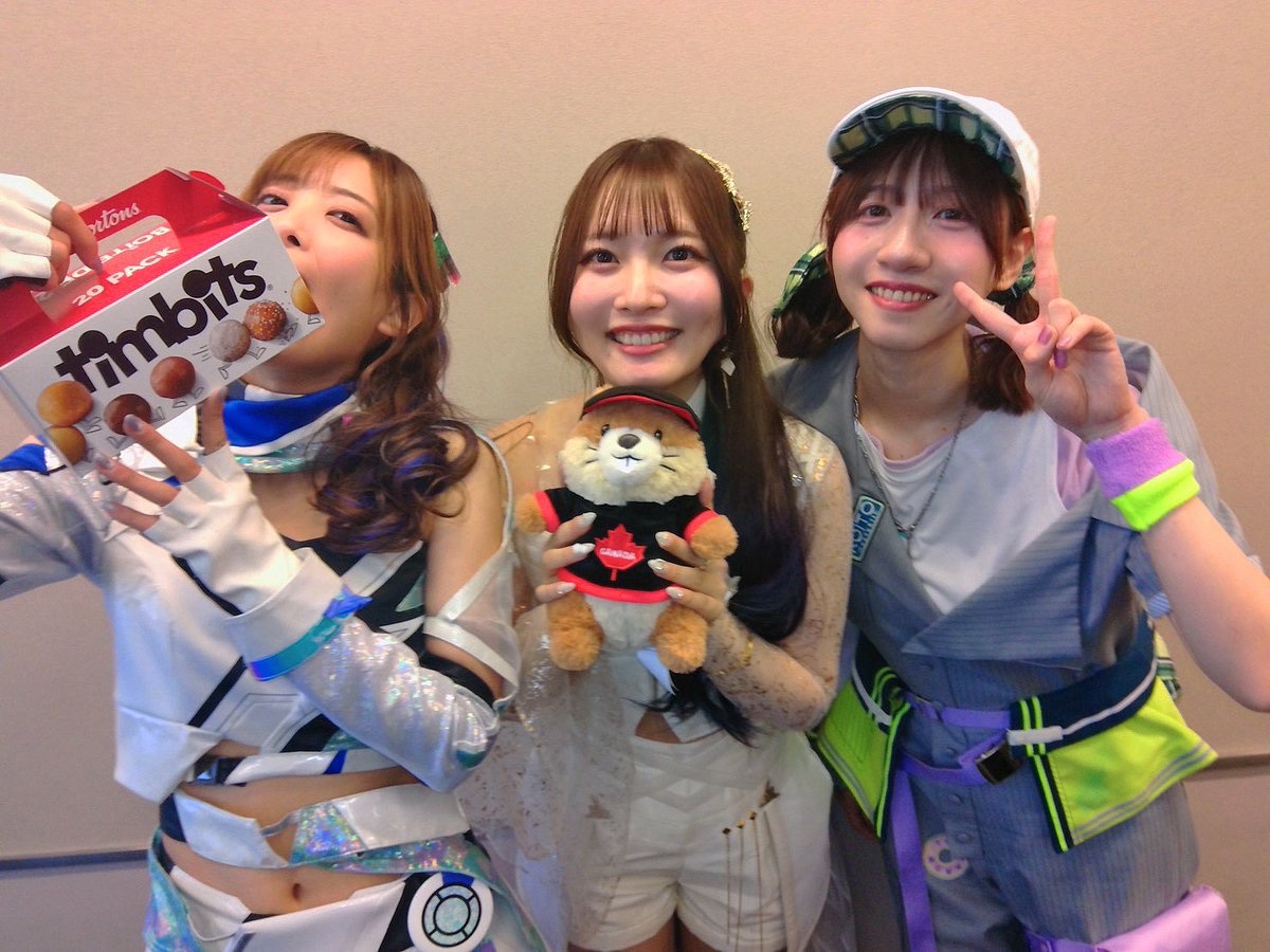 sayaka_kitahara's tweet photo. #Animethon2026

ありがとうございました！！！
初めてのカナダ！！！
たくさんのアイに触れさせていただきました！！！
本当に嬉しかったです🪽✨
　
Let's meet again! Thank you very much🌟

#idolmaster https://t.co/n83n8qdamk