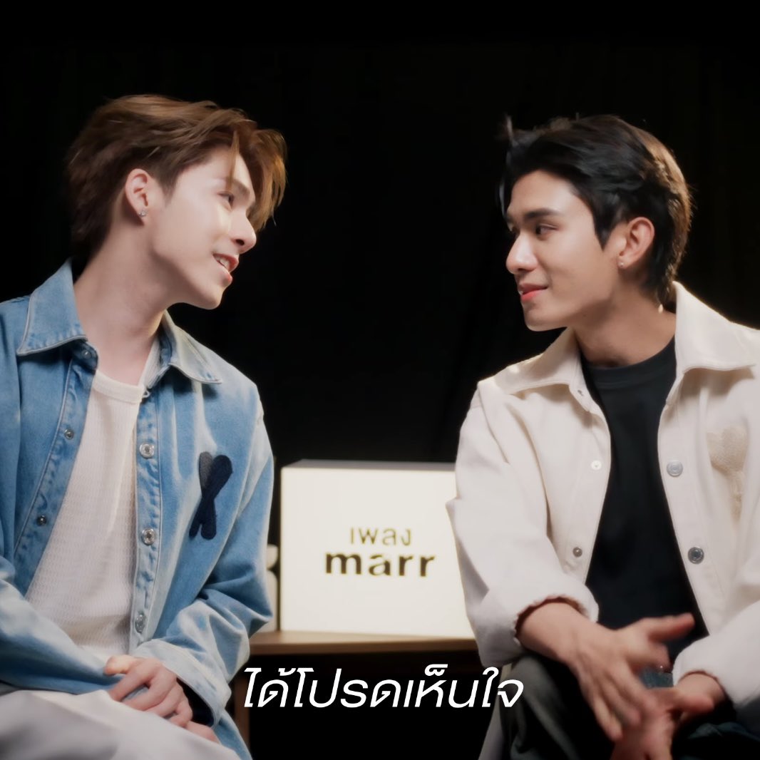 m1nemye's tweet photo. อันนี้คือสายตาของคนที่บอกว่าโสด โฟกัสแต่งานครับ 😝
งาน = ____(จงเติมคำในช่องว่าง) 100 คะแนน

MARRTEAM X Net JJ 
#NetJJxmarrteam https://t.co/cNEqyfGGvT