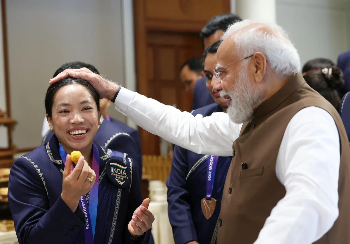 mirabai_chanu's tweet photo. Thank you Hon'ble Prime Minister @narendramodi ji for your constant support and motivation in our journey. 

Your words of encouragement to each and every medalist during our precious interaction yesterday will definitely motivate us to work hard in our next competitions. https://t.co/EIT7s2VJWU