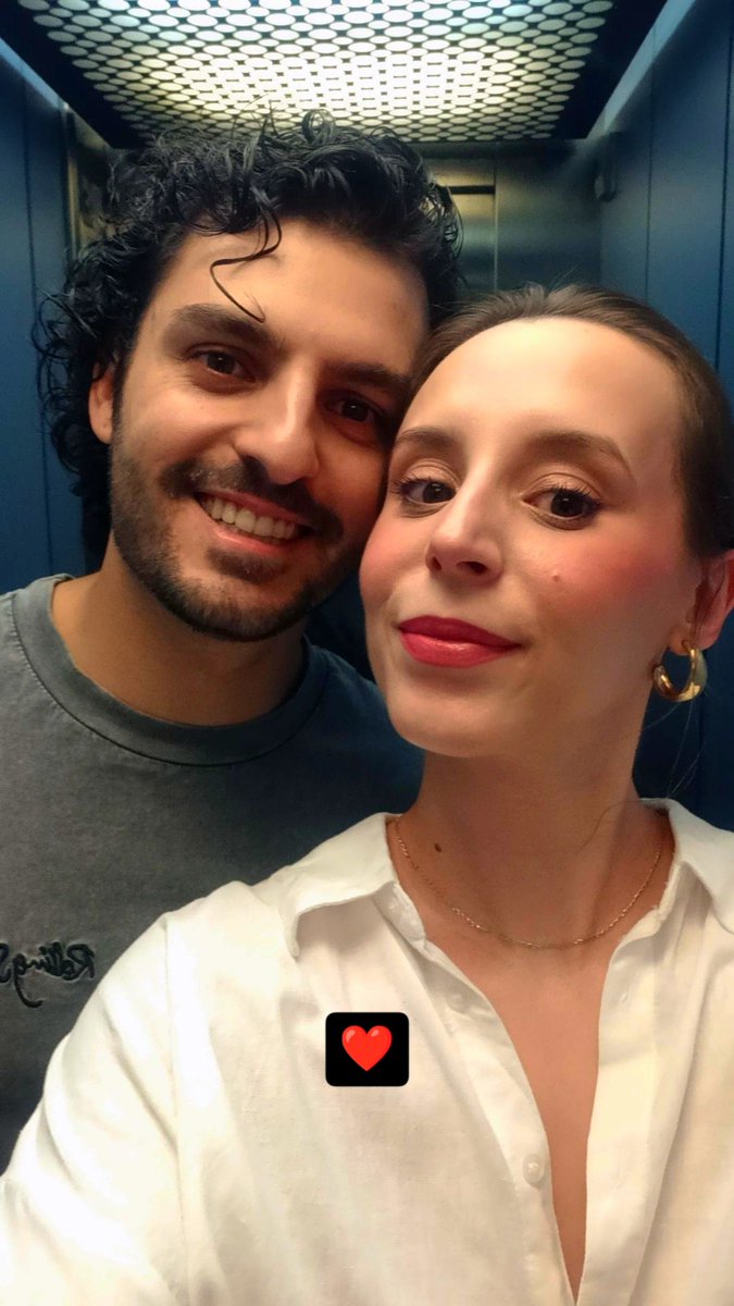 SaraySMP's tweet photo. Te amo, mi ricitos 😍💕 https://t.co/A0IsTNLwtP