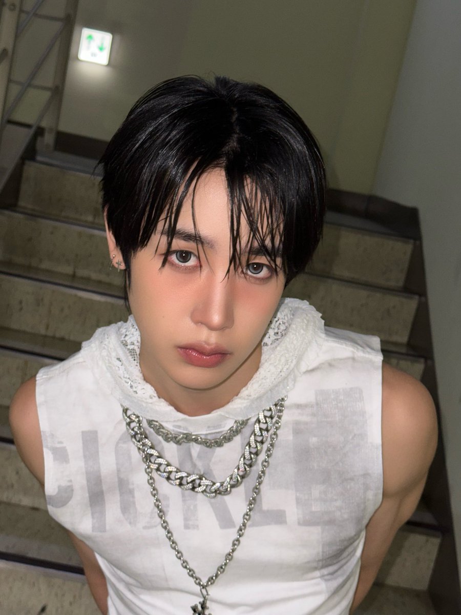 xikers_official's tweet photo. [#헌터] they call me the pose repeater
#xikers #싸이커스 https://t.co/5Yb7IpKbJN