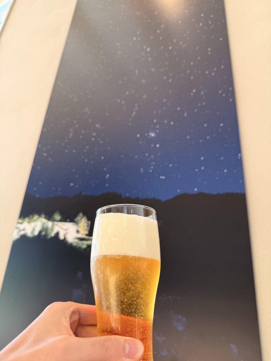SyuterLight's tweet photo. 万座到着
即ビール https://t.co/ZIjmuyC9pr