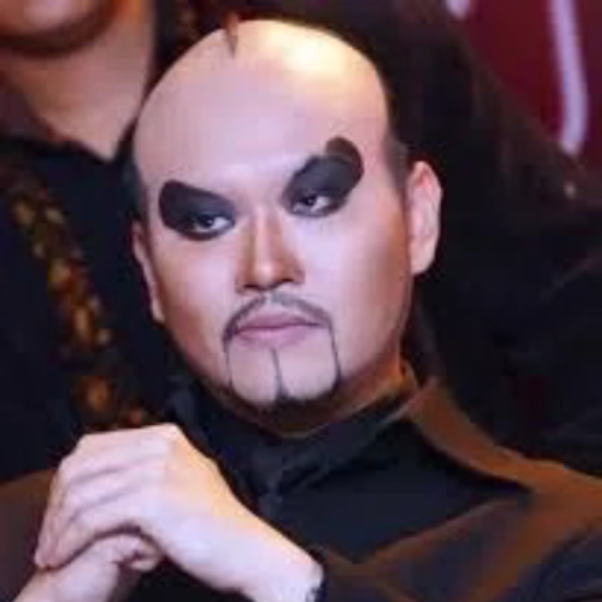 gustiayutp's tweet photo. deddy corbuzier                   deddy corbucing https://t.co/jGUthBboM9