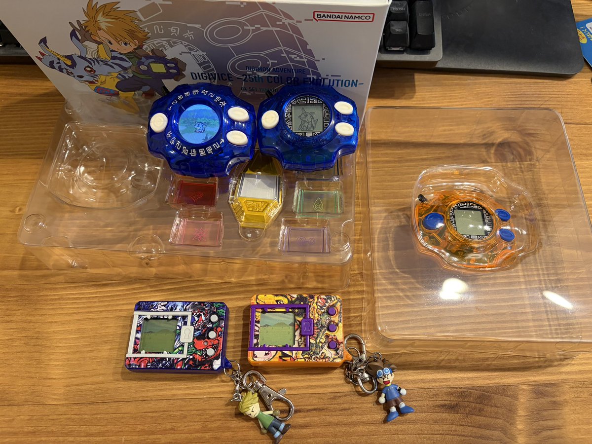 ps453198308's tweet photo. 来週は25th太一カラーが届く予定
選ばれし大人だから25thを
転売価格で無理やり購入できた..笑 https://t.co/vXrnGH6SLW