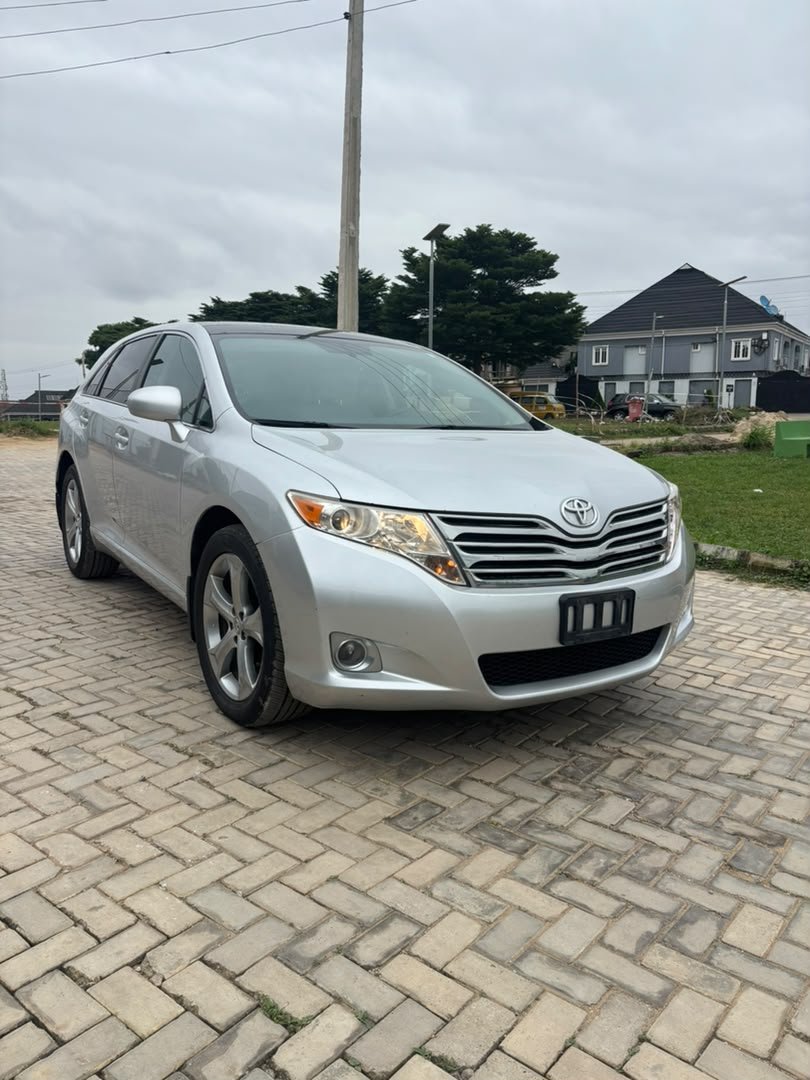 ayzee_aboki1's tweet photo. New arrival
Toks and accident free Toyota Venza 2010 model,v6 engine gear and ac perfect first body neat fabric interior ,key start ,pano roof,buy n enjoy
PRICE 18m
Location IJU OBAWOLE Lagos
( Aug 5 2026 entry)
#sportybet #b4b4 #lagos https://t.co/xOYsfCOYud