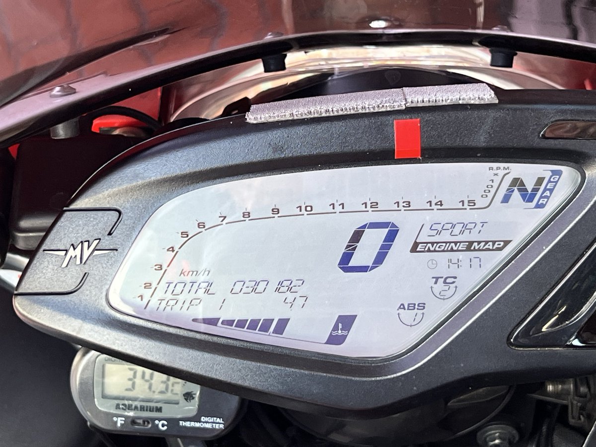 xazexo's tweet photo. 祝3万km超！大きなトラブルなく快調なmy MVアグスタF3 800RC
オイルとクーラントのにじみはケミカル処理、排気バルブエラーはキャンセラー取付 https://t.co/Mu81ckzeoh