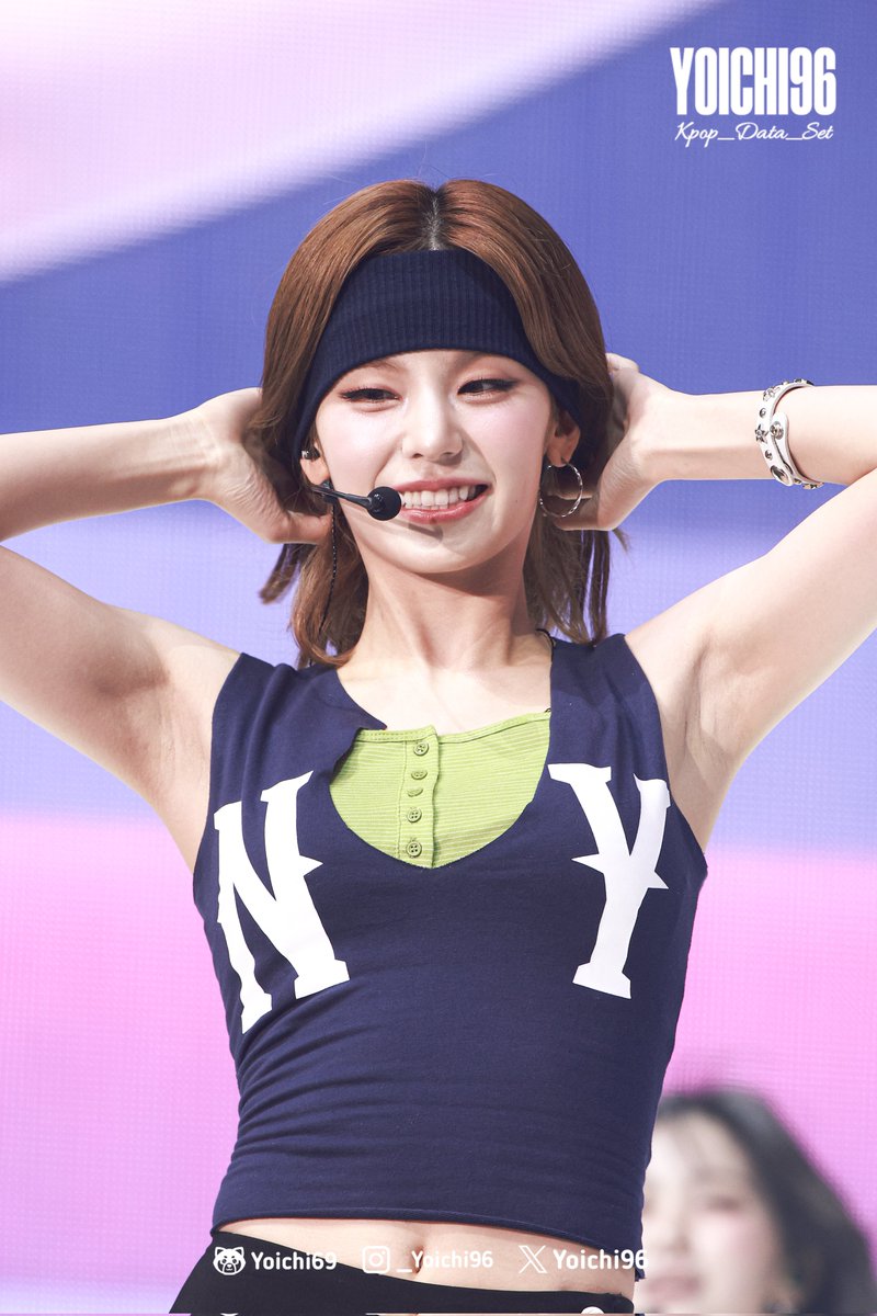 kpop_data_set's tweet photo. 260809 Yeji at Itzy 5th Fan Meeting DAY 2

#YEJI #예지 #ITZY #있지 https://t.co/56Ssjl4M2g