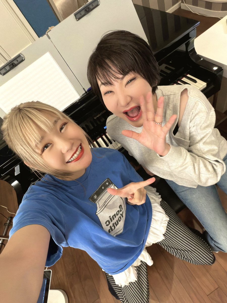 harami_piano's tweet photo. 明日のLuckyFes台風で中止になりました...😭

だけど‼️この後‼️20:30‼️
最高に元気をいただける広瀬香美さんと
生配信しまーーす🎉💓

お米さん全員集合🍚✨✨

📹https://t.co/QGK2rd5xZ8

#広瀬香美放送局 https://t.co/JxOx5EeMPA