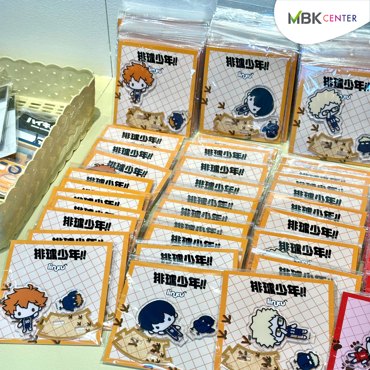 kadokawa_amarin's tweet photo. "บินไปให้สุด!” บูธ Ani-One POP | HAIKYU!! เปิดอย่างเป็นทางการแล้วที่ MBK ชั้น 7 Zone A!
 
- ซื้อครบ 1,000 บาท ลดเลย 10% (ยกเว้นการ์ดสะสม)
- ซื้อครบ 500 บาท รับสติกเกอร์ไปสะสม (ยกเว้นการ์ดสะสม)

10 ส.ค. 2026 - 6 ก.ย. 2026
📌พิกัด: MBK ชั้น 7 Zone A