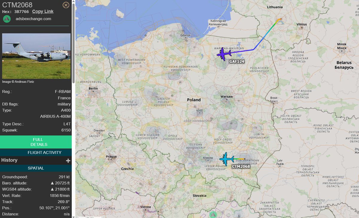 PolishMilRadar's tweet photo. 📅 10.08 🕞 13:12LT - 🇩🇪✈️ Niemiecki A400M tranzytem, 🇫🇷 francuski odleciał z Rzeszowa
🇩🇪 Siły Powietrzne Niemiec
✈️ Airbus A400M Atlas | Reg: 54+10
🛫 Kowno #EYKA 🇱🇹
🛬 Nieznane (prawdopodobnie Baza Lotnicza Wunstorf #ETNW 🇩🇪)
#GAF124 leci na wysokości FL320
🔗 https://t.co/XFsli3Qaht
🇫🇷 Siły Powietrzne Francji
✈️ Airbus A400M Atlas | Reg: F-RBAM
🛫 Rzeszów-Jasionka #EPRZ 🇵🇱
🛬 Nieznane (możliwy powrót do Bazy Lotniczej Avord #LFOA 🇫🇷)
#CTM2068 wznosi ↗️
🔗 https://t.co/nzhFcEisbx
#POLMILRADAR