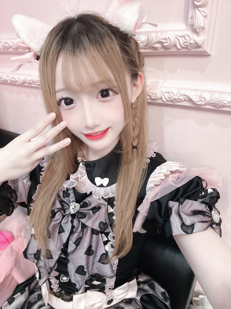 UoxoU_0213's tweet photo. やんにゃん、ひまにゃん🥺💧 https://t.co/yQlDgvJKdJ