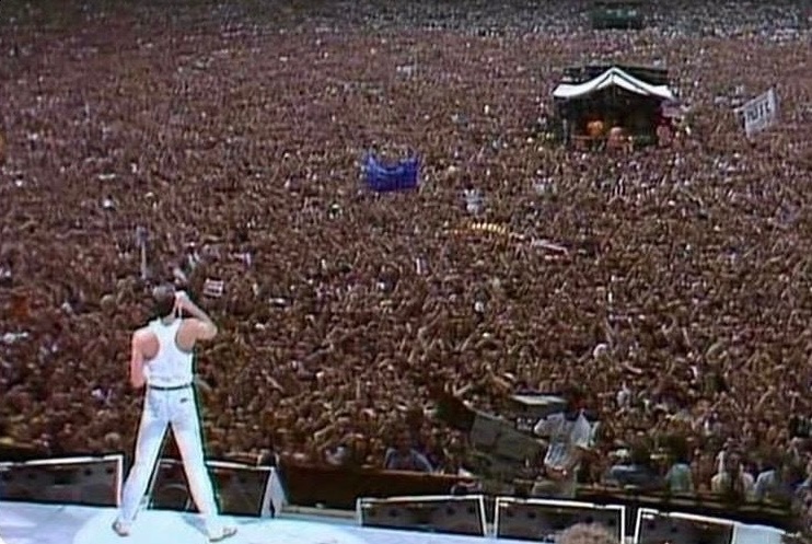 historyrock_'s tweet photo. Just before Live Aid, Freddie Mercury was told by his doctor not to perform due to vocal issues. He ignored the advice and delivered a 22-minute show that, according to a BBC poll, is considered the greatest live performance of all time. https://t.co/fEP6g8tLgm