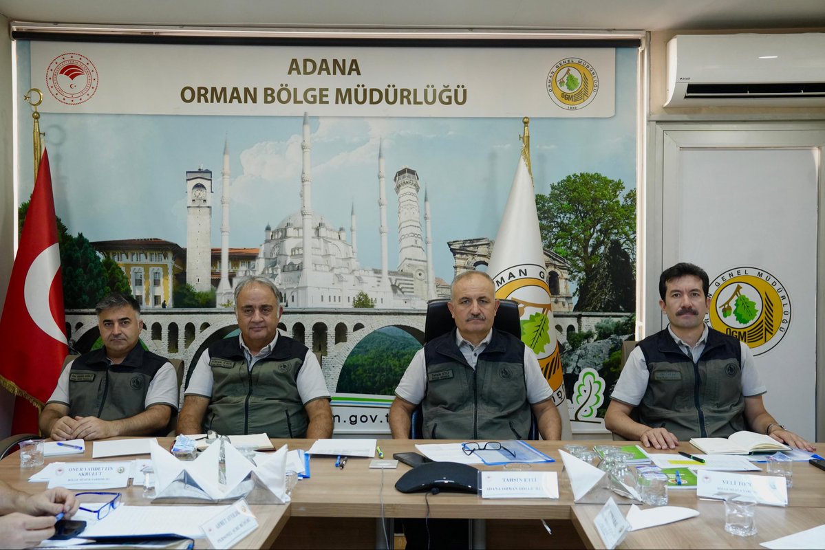 adanaobm's tweet photo. 2026 TEMMUZ AYI DEĞERLENDİRME TOPLANTISI GERÇEKLEŞTİRİLDİ

Orman Genel Müdürümüz Sayın Bekir Karacabey başkanlığında; merkez ve taşra teşkilatımızın katılımıyla "2026 Yılı Temmuz Ayı Değerlendirme Toplantısı" video…Haberin devamı için lütfen tıklayın. https://t.co/RvZHThH2vw https://t.co/OlpwANJZar