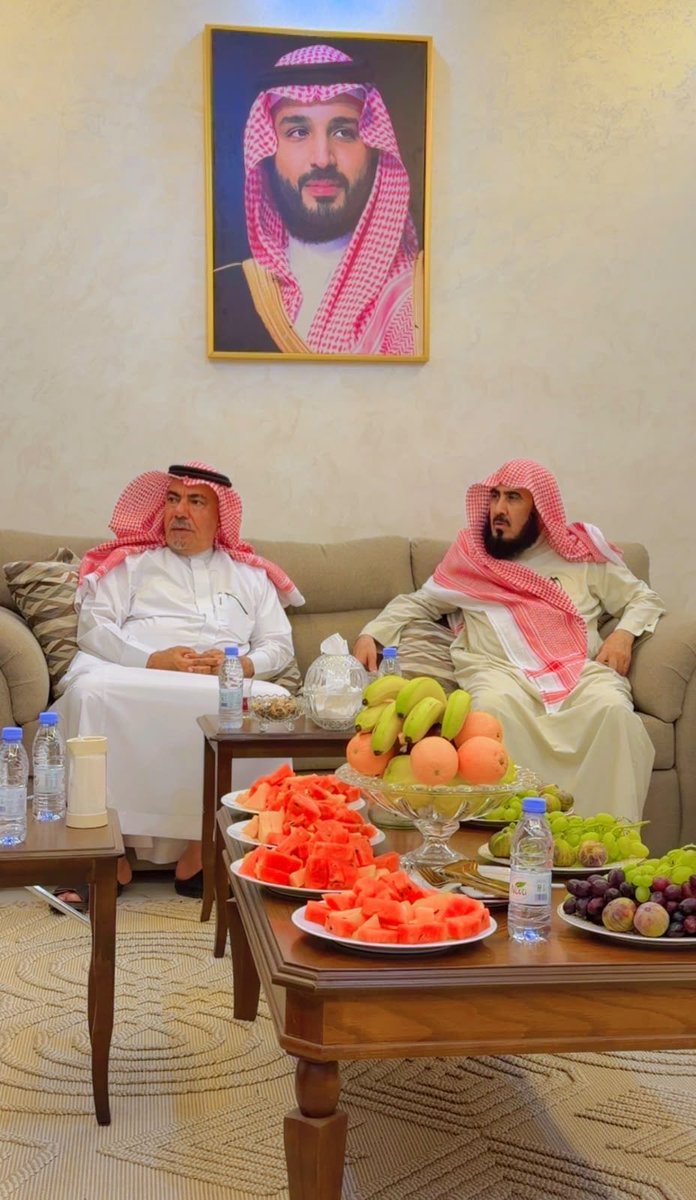 watbanaltemyat's tweet photo. رحل الفيصل
رحل ابو مثقال
رحل شيخنا وعزنا
رحل رجل المهمات الصعبة
رحل حبيبنا الذي يجمعنا
رحل من يبث روح الحماس
رحل من يحثنا على التكاتف
رحل شيخنا الغالي عليه رحمة الله
اللهم ارحم عبدك الشيخ فيصل بن مشل التمياط .. اللهم أكرم وفادته .. كريم وفد إلى الكريم سبحانه وتعالى . https://t.co/tCKuVvCvxo