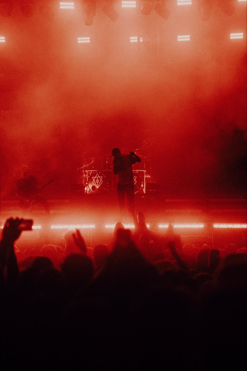 InFlames_SWE's tweet photo. We had a blast with you in 🇵🇹!
Next up is Summer Breeze… https://t.co/MsdwvkVNZb
