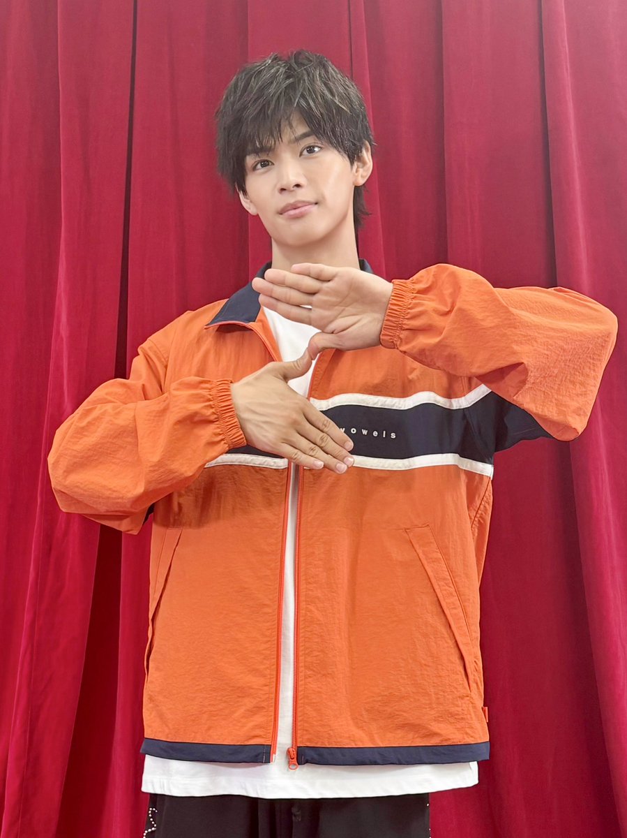 jr_official_X's tweet photo. 今日22:00から放送の
『 #プロフェッショナルランキング 』に
#菅田琳寧 が出演します👦🏻❤️‍🔥

その道を極めたプロによるガチ投票で決定した" 本当のランキング "を大発表🥇

ぜひご覧ください💨

#BandZAI https://t.co/3YEfPnR4d9