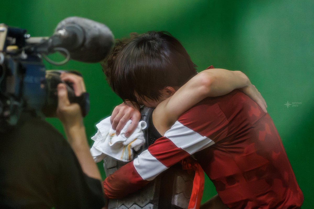 saltsters's tweet photo. #中井裕二 騎手のお祝いに駆け付けた #藤懸貴志 騎手（この後松山騎手とも喜びを分かち合っていました）
2026.8.9 中京7R CBC賞🥇 https://t.co/DbRHXTAANs