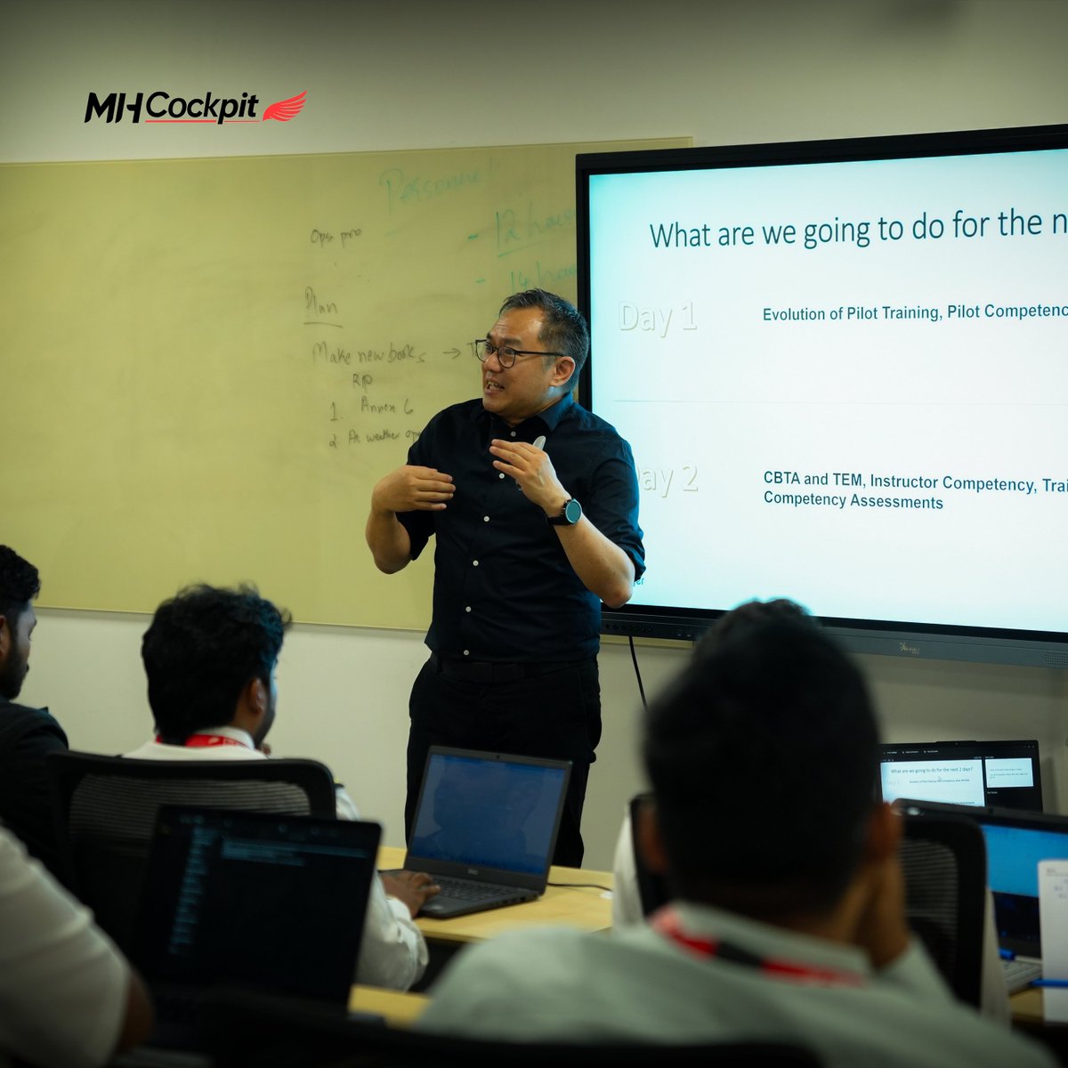 MHCockpitPvtLtd's tweet photo. Technical knowledge trains pilots. Decision-making, resilience and situational awareness keep them alive. That's the shift our instructors just trained on with CBTA expert Albert Tiong (CMT-P) at MH Cockpit.

#MHCockpit #CBTA #PilotTraining #AviationTraining #CRM https://t.co/hhv03GKSC3