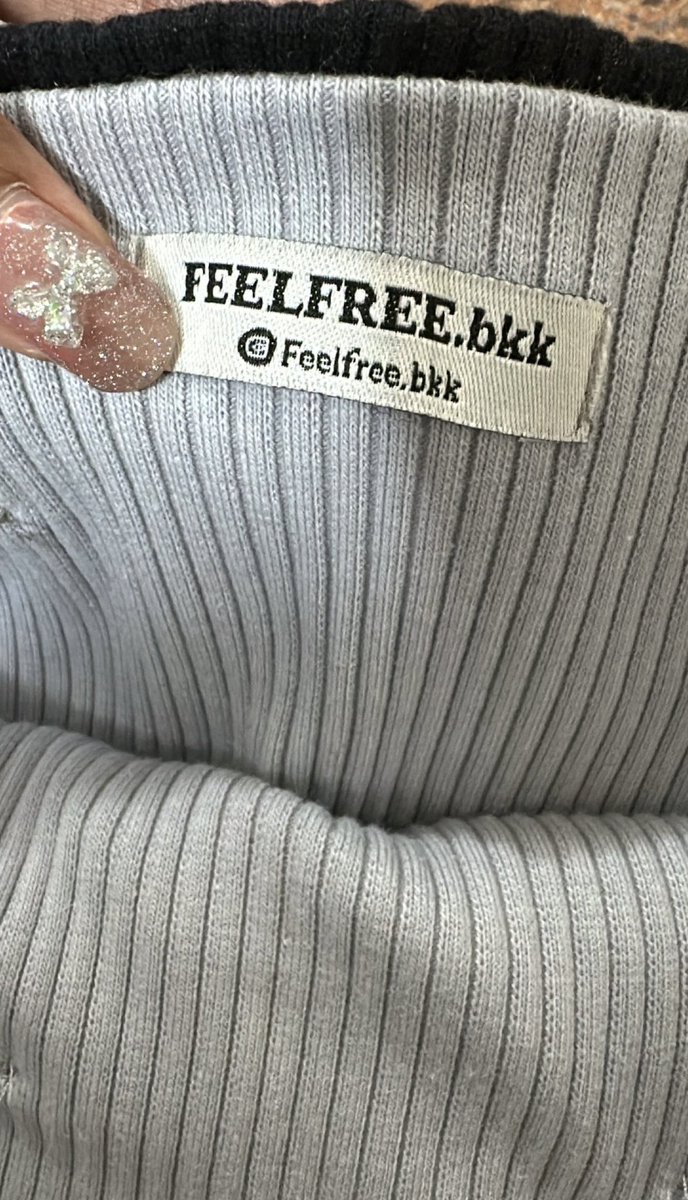 usedbymoji's tweet photo. ส่งต่อเกาะอก FF 120ร���
#ส่งต่อเสื้อผ้ามือสอง #ส่งต่อfeelfree #ส่งต่อstylist #ส่งต่อunigam #ส่งต่อเสื้อผ้ามือ2 #โล๊ะตู้มือสอง https://t.co/sIktIctO9K