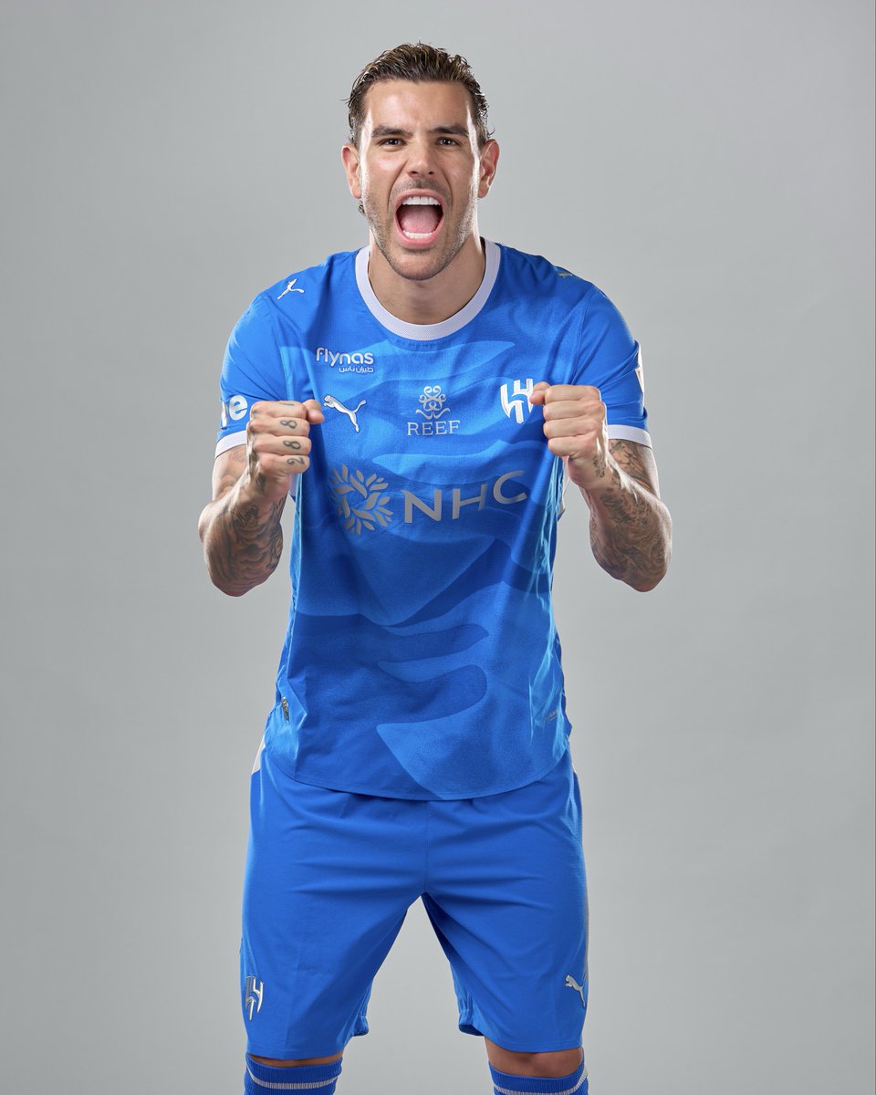 SPL's tweet photo. نجوم الهلال على أتم الاستعداد: ✅🔵

#دوري_روشن_السعودي https://t.co/q4mNMRBKWy