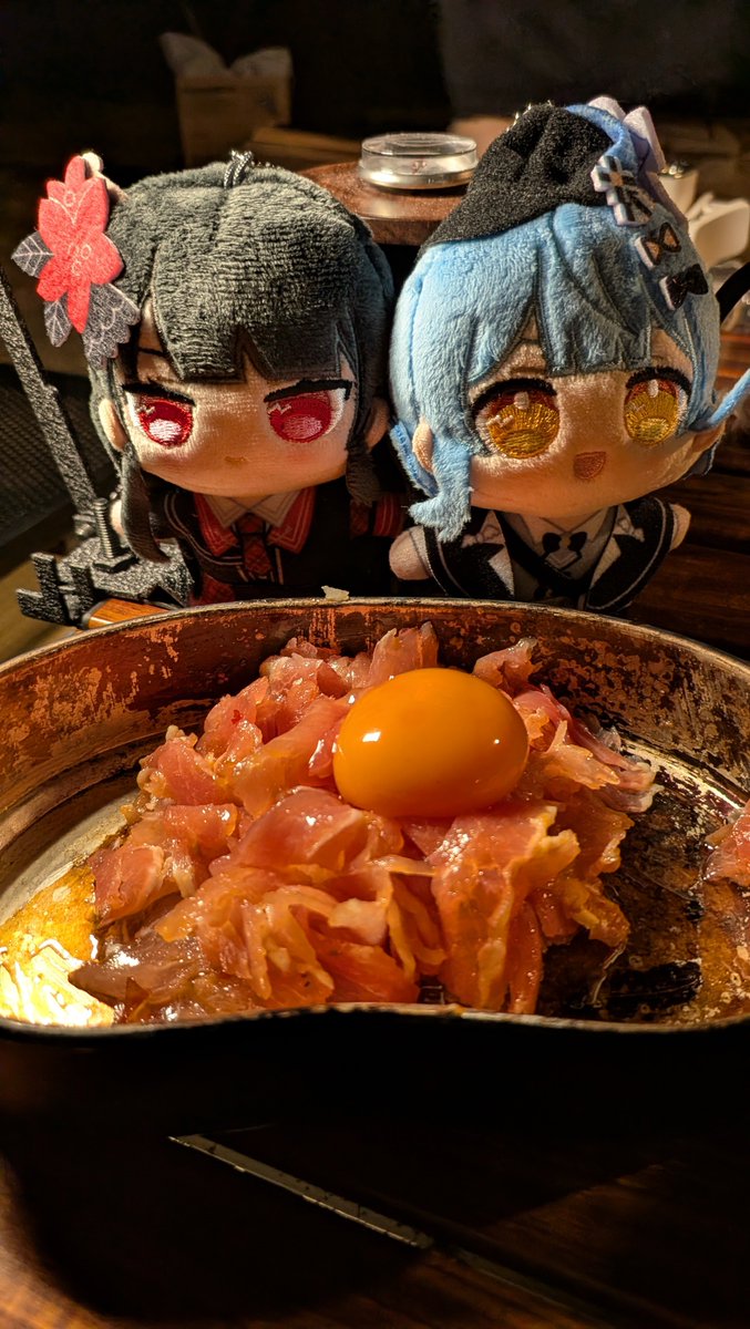 sanbunnoitimoon's tweet photo. ヒロシェリ生ハムユッケ https://t.co/jwOiIfulch