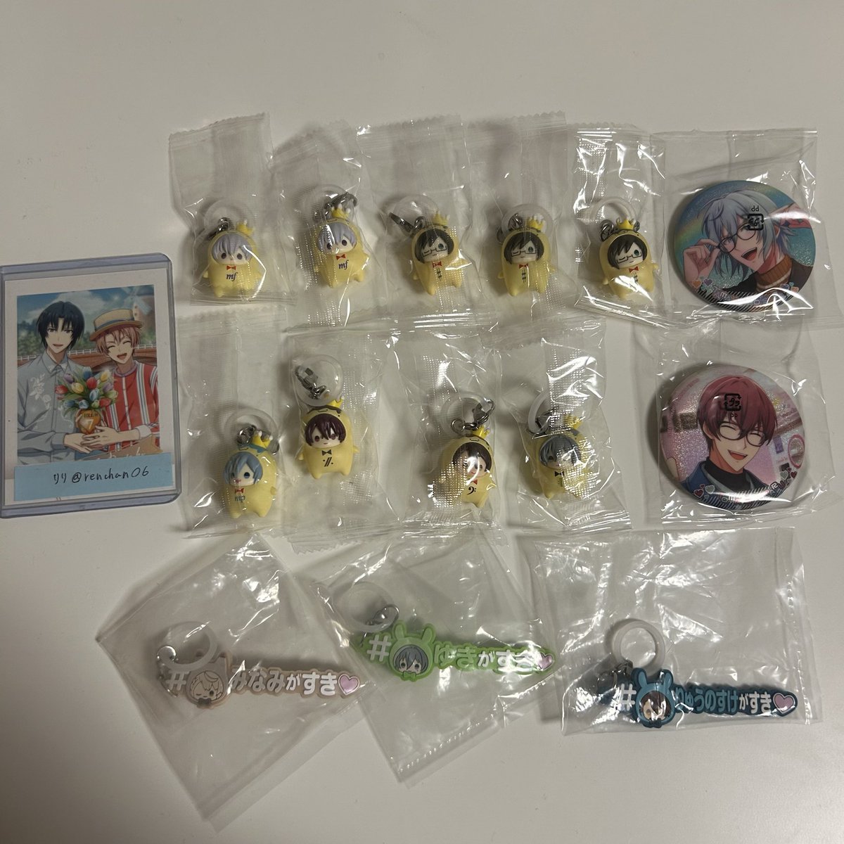 renchanO6's tweet photo. 【交換】 アイドリッシュセブン アイナナ めじるしアクセサリー ハッシュタグつけるver. カプセル缶バッジ

譲）　大和 環 壮五 龍之介 千 トウマ 虎於 巳波

求）　一織 三月 天　(画像２枚目)

郵送交換のみ
検索からでもお気軽にお声掛けください。 https://t.co/jumeIitsEE