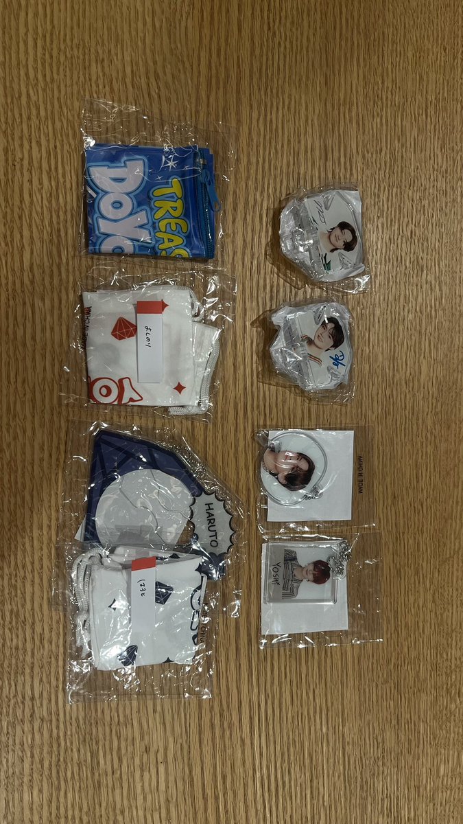 x059609's tweet photo. 【💎TRERURE 缶バ買取♡】
ハロアゲ･REBOOT･キンコン 
 【カプセルトイ買取♡】

譲り :   画像以下

  求:     定価買取🙆🏻‍♀️，会場受け取り✕ 発送🙆‍♀️

値段の質問、詳しい事はDMにて。お願いしますm(_ _)m https://t.co/A4Wo9vDDGi