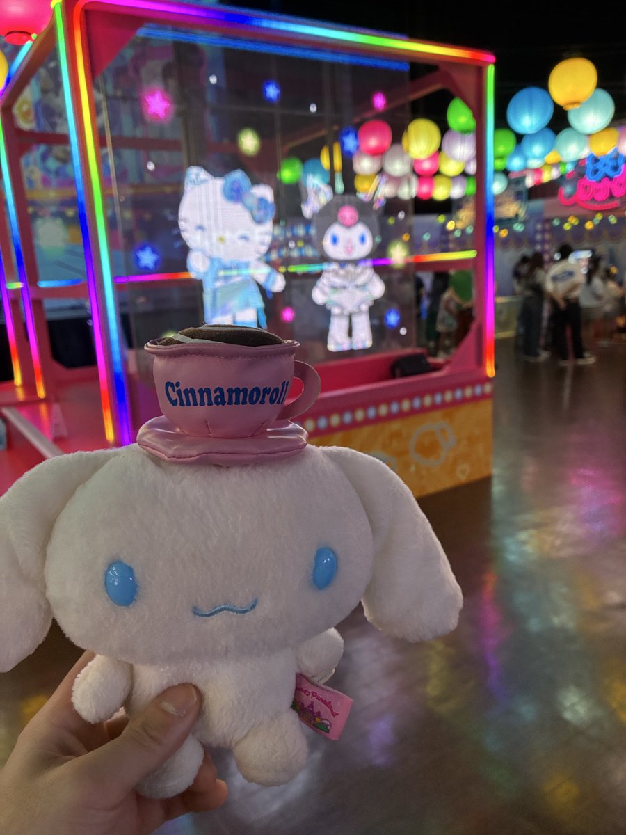 m_a_tan53's tweet photo. 今日はピューロランド行って来た。
めっちゃ人多くてビビった😱 https://t.co/bUJB2utbAK