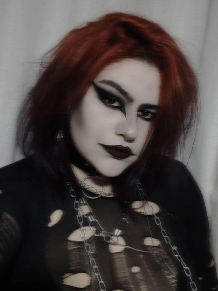 G0thAlien's tweet photo. a noite de um jeito de dia de outro https://t.co/GQwwT0ynDE