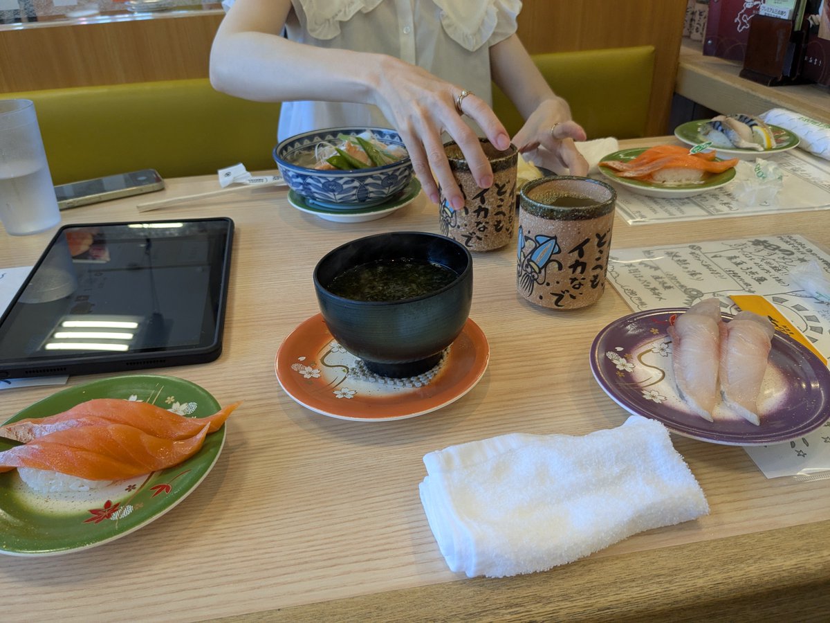voice5502's tweet photo. すし! https://t.co/6zC2ClRszx
