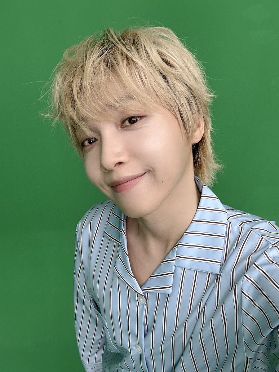 jeongsewoon_twt's tweet photo. Too Much MV 이벤트가 어제부로 종료되었습니다! 참여해 주신 모든 분들께 감사드립니다 ☺️

더위가 조금 가시긴 했지만 그래도 더운 날씨에 건강 유의하시고 이번주도 잘 보내시길 바라요 행운! ꕤ

#정세운 #JeongSewoon
#TooMuch https://t.co/n3lZdOcsPx