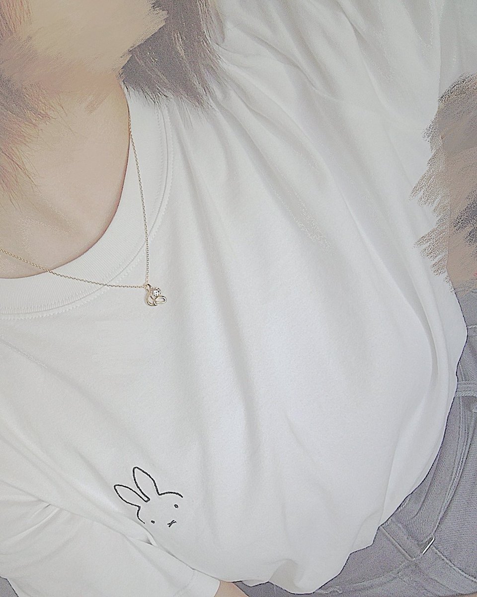mi_la_spiii's tweet photo. 届いてからずっと勿体なくて着けてなかったけど、かわいいバッグ買ったから着けてみる🫰🏻🎀 https://t.co/tI3SWYV8k6