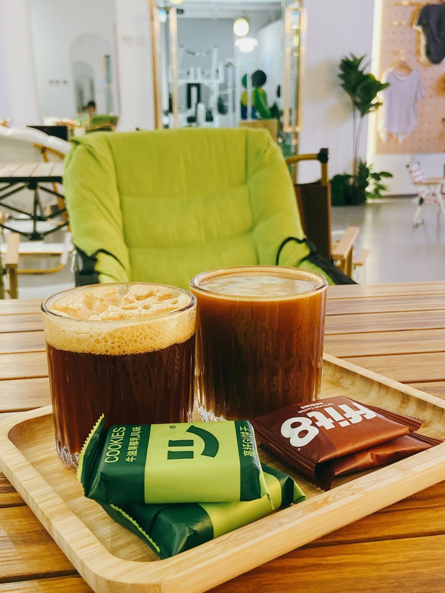 a_flaye's tweet photo. [Just tried AI-powered personalized coffee brewing at the new café—my go-to order was ready in 2 mins, exactly as I like it! Game-changing daily ritual upgrade]， https://t.co/kotaQkec7H