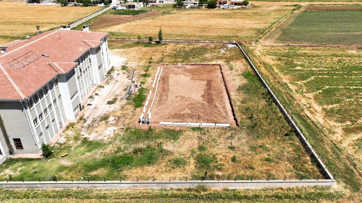 UrfaDuysuncom's tweet photo. Harran’da sportif yatırımlar sürüyor
https://t.co/ompbvnRIv1

@mahmutozyavuz @harranbel @fyslcgl @ibrahimta63 https://t.co/bWcr4JnIja