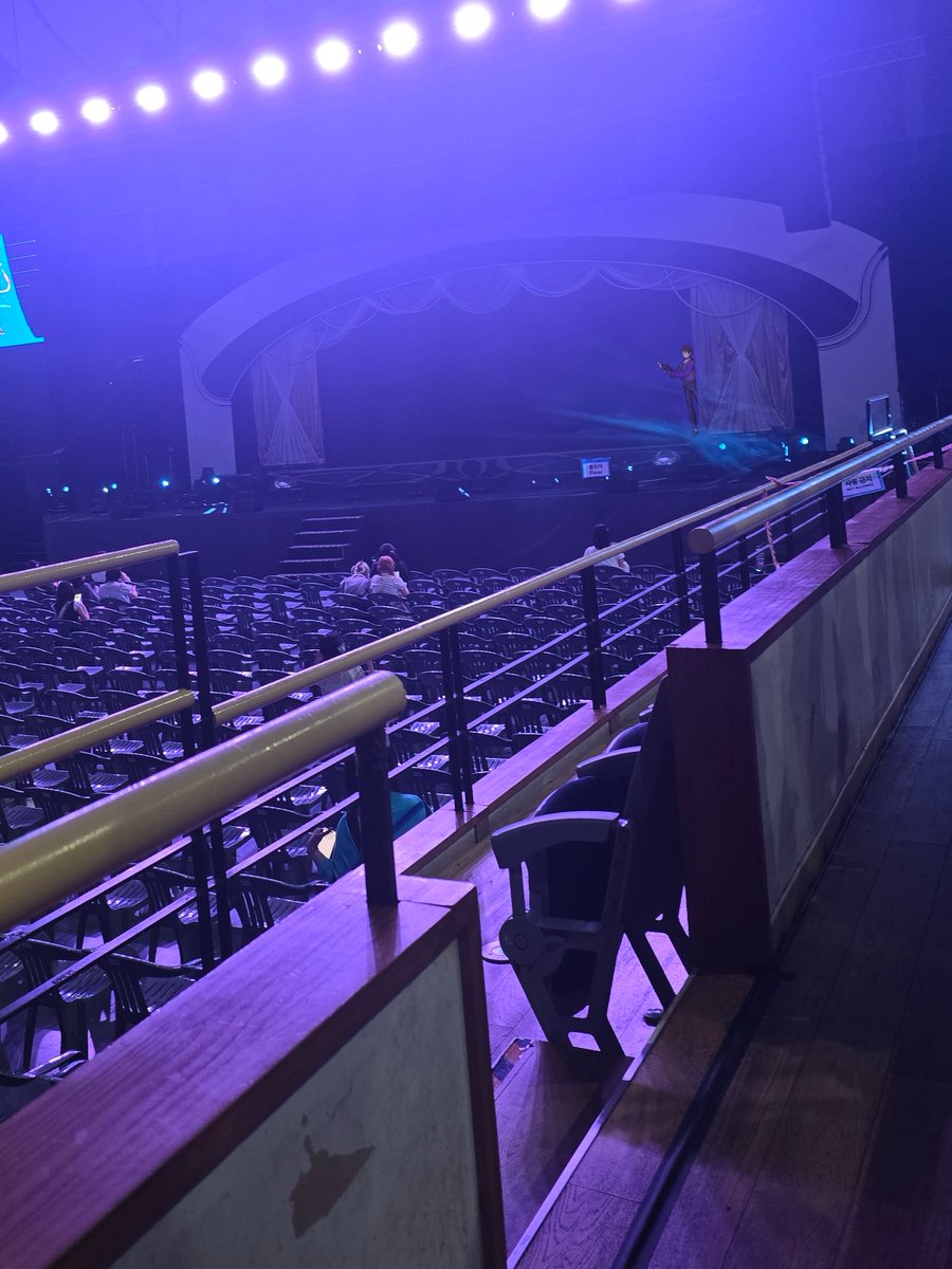 kamtae_ssy's tweet photo. 여러분 전 사실 레이님을 뵈었습니다... 저만 보고싶어서 공유 안 하려했는데 보여드릴게요 https://t.co/cCajr1xHUW