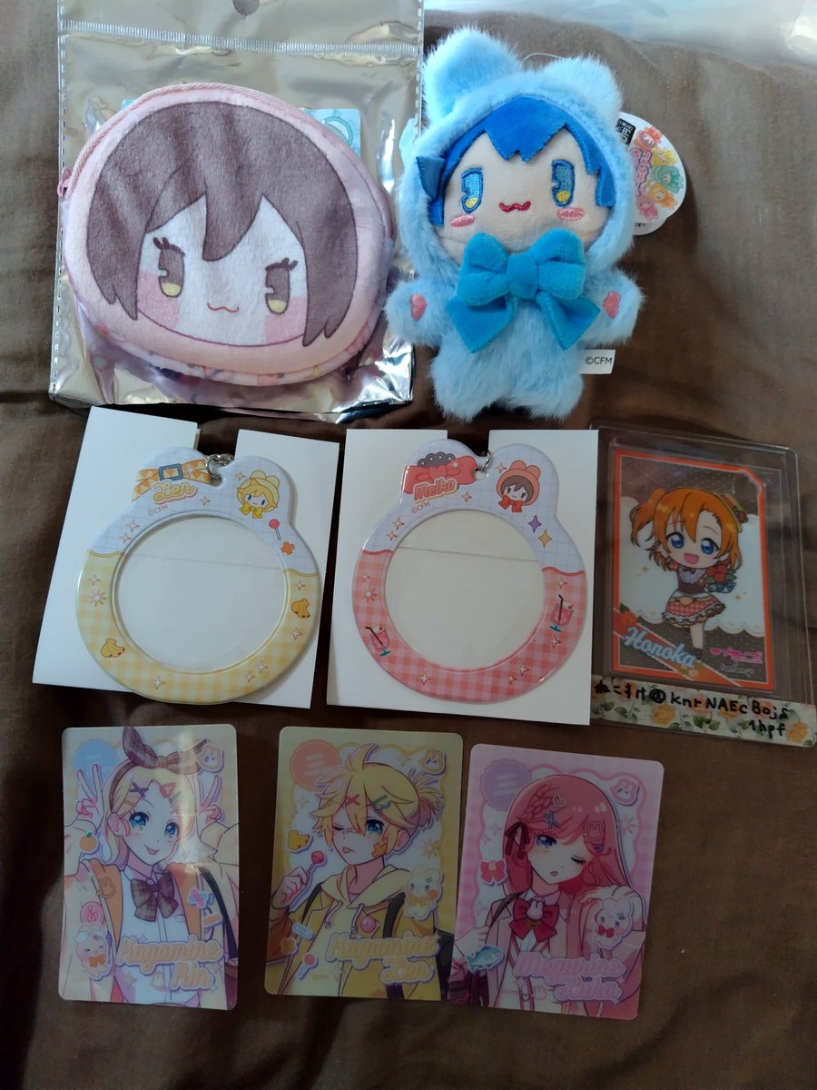 knrNAEcBojs1hpf's tweet photo. CanDo初音ミク100均コラボY2K
郵送交換希望
譲→画像1枚目
求→2枚目〜4枚目の◯希望(全てミクさん)です。
差額はおまとめで相談お願い致します。
#CanDo
#初音ミク
#Y2K
#郵送交換 https://t.co/dpZ6JlYqzk